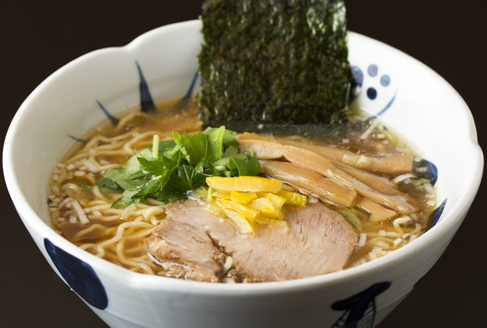 与ろゐ屋の和風醤油ラーメン