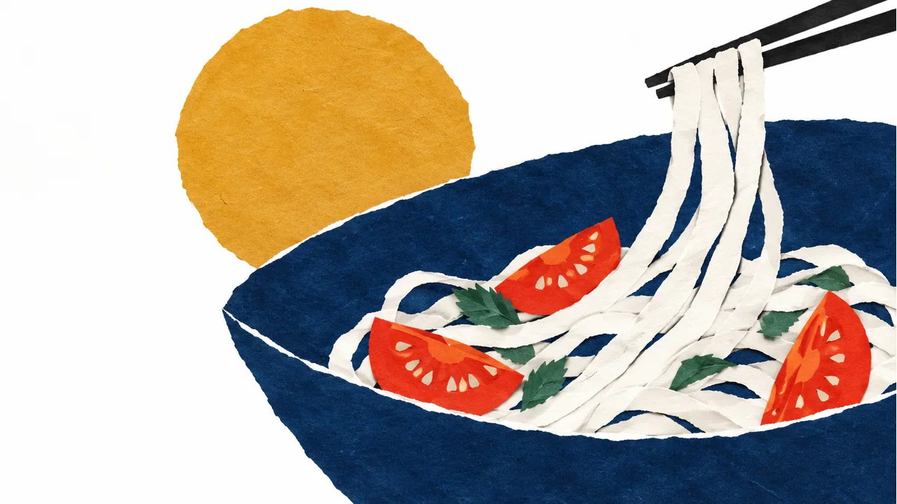 藍色の浅い器、白い麺の一筋と朱色のトマト、黄土色の円を描いた切り絵イラスト